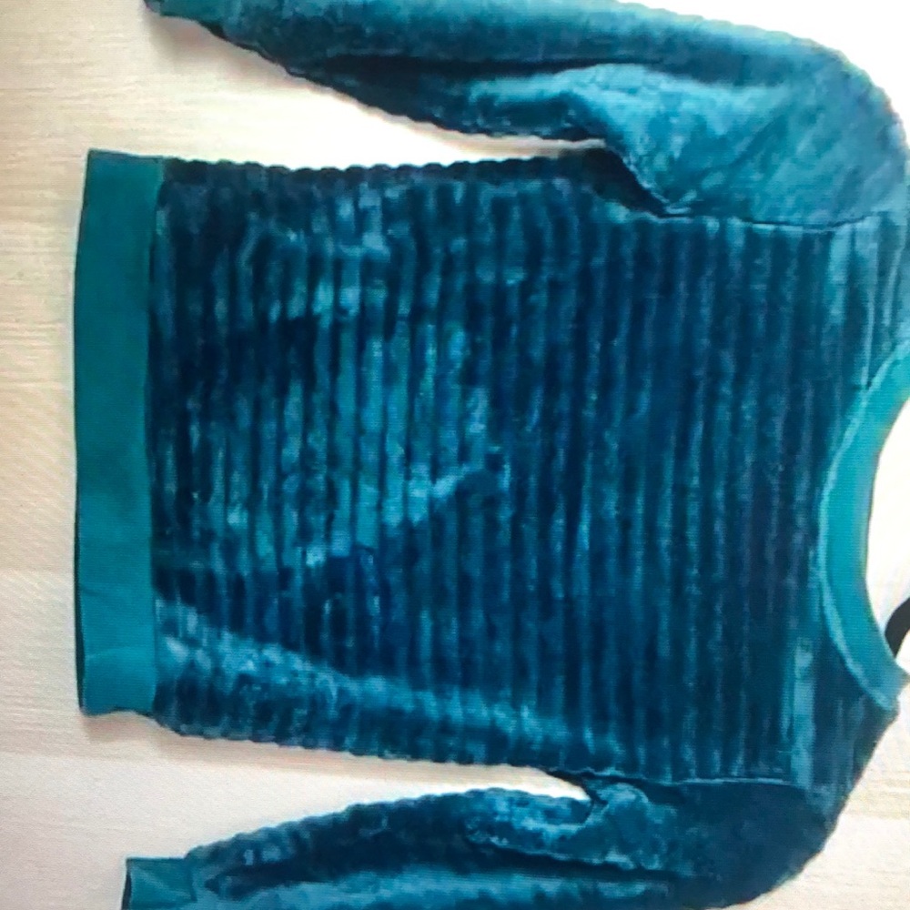 Cat & jack Faux fur emerald Green sweater